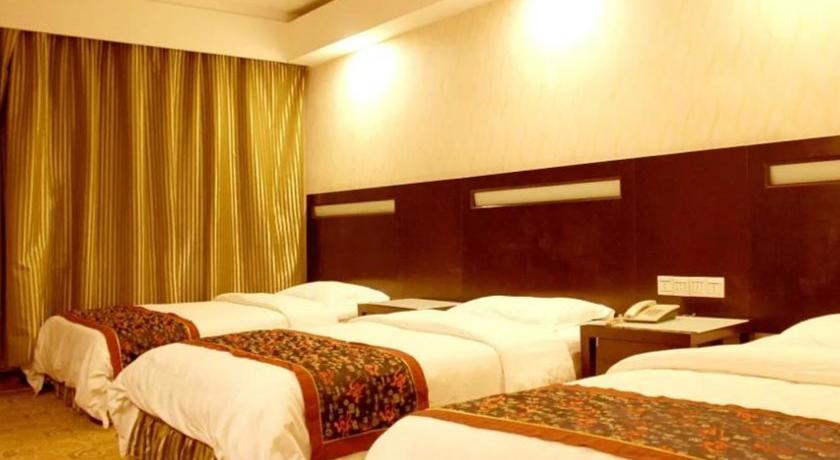 Фото 
Star City Hotel Zhuhai
