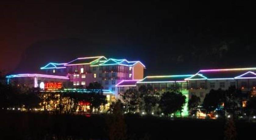 Фото 
Zhuhai Guo Zheng Hotel
