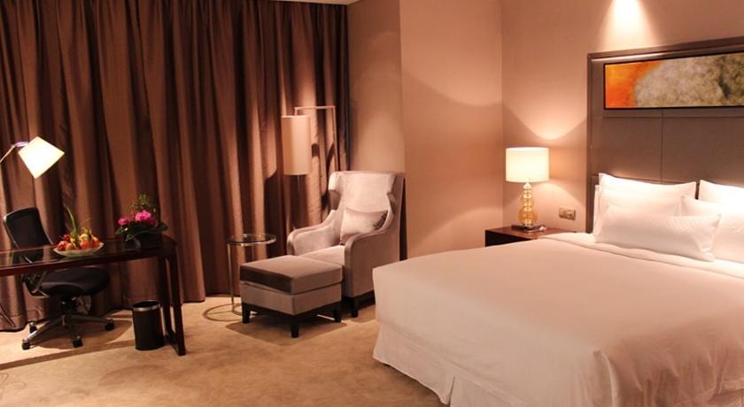 Фото 
Foshan Nanhai Xinhu Hotel
