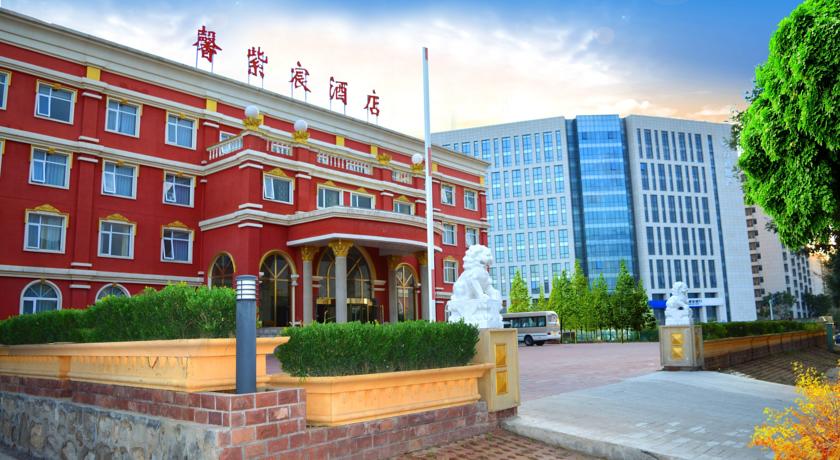 
Jollies International Hotel
