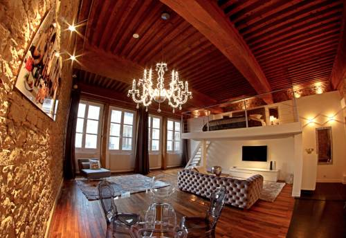 Фото 
Au Coeur de Bordeaux - Chambres d&#39;hôtes et Cave à vin
