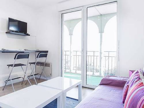 Фото 
Rental Apartment Commodore Ii
