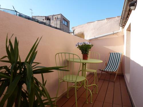 Фото 
Mobil Home Au Calme
