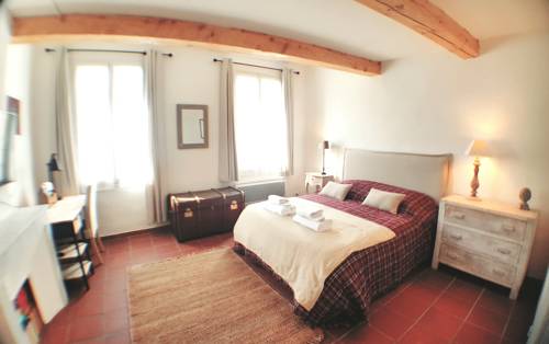 Фото 
Appartement la Reine Jeanne
