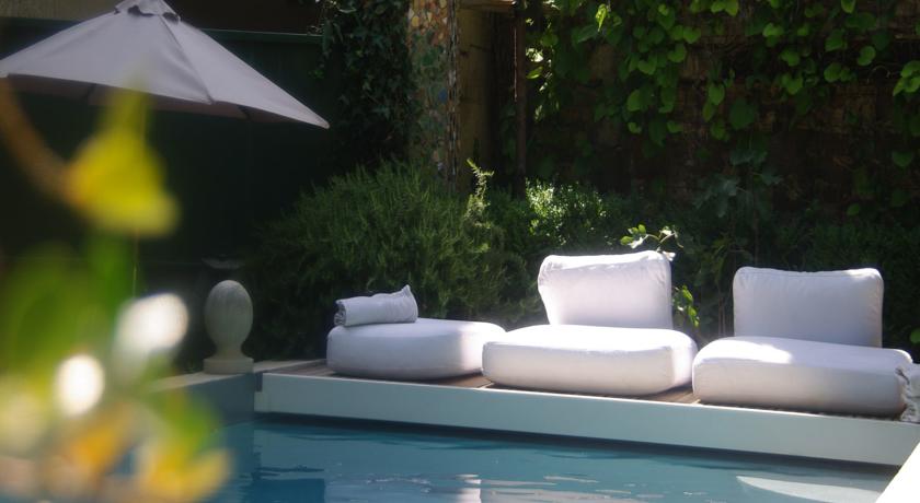 Фото 
Sous L&#39;Olivier
