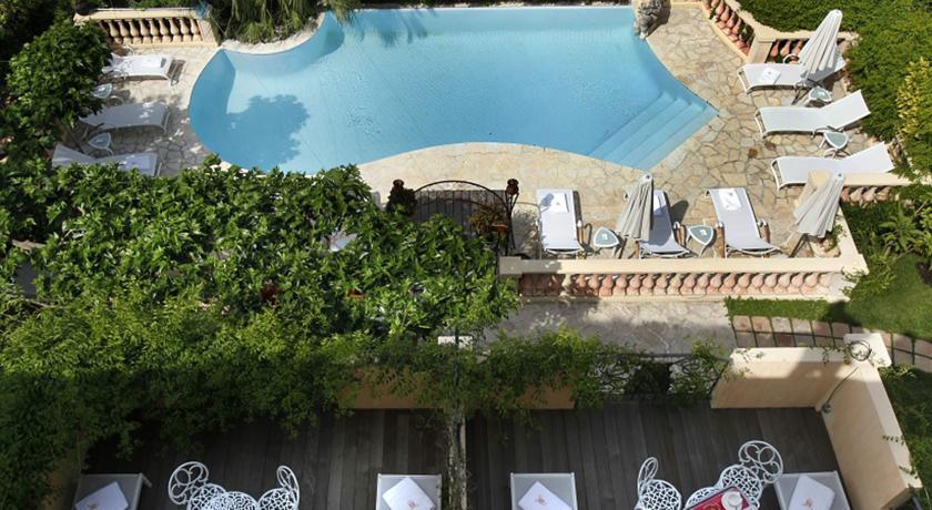 Фото 
Hotel de Savoie
