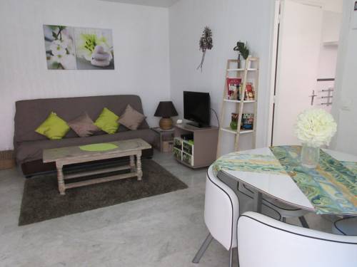 Фото 
Les Initiés
