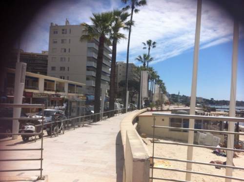 Фото 
Kyriad Rouen Centre
