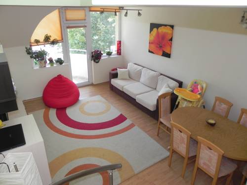 Фото 
Vlaykov Apartment
