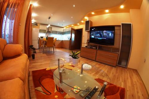 Фото 
Yo Ho Hostel
