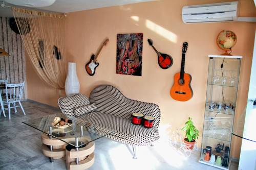 Фото 
Guest House Lozengradska
