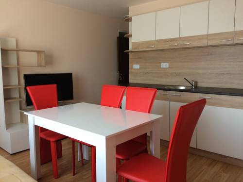 Фото 
Apartment Damaskovi
