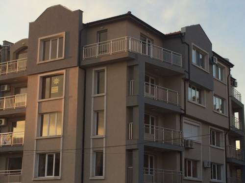 Фото 
Family Hotel Diana
