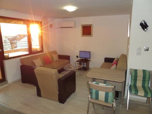 Фото 
Central Hotel
