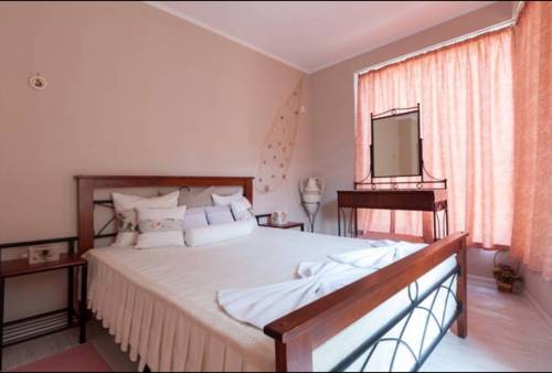 Фото 
Ulpia House
