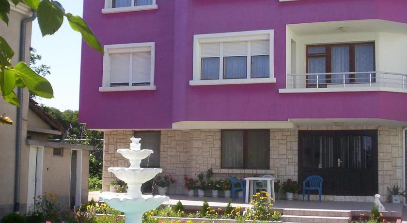 Фото 
Hostel Kapana
