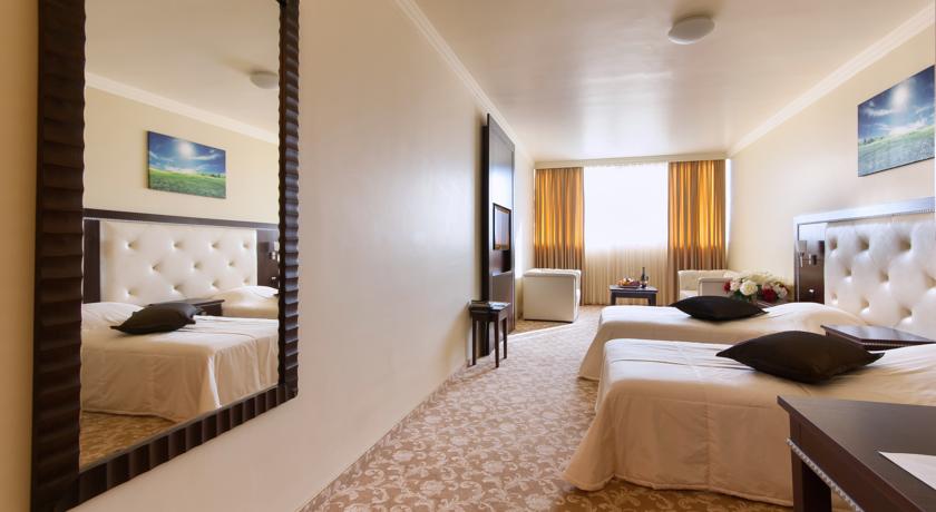 Фото 
Red House Family Hotel
