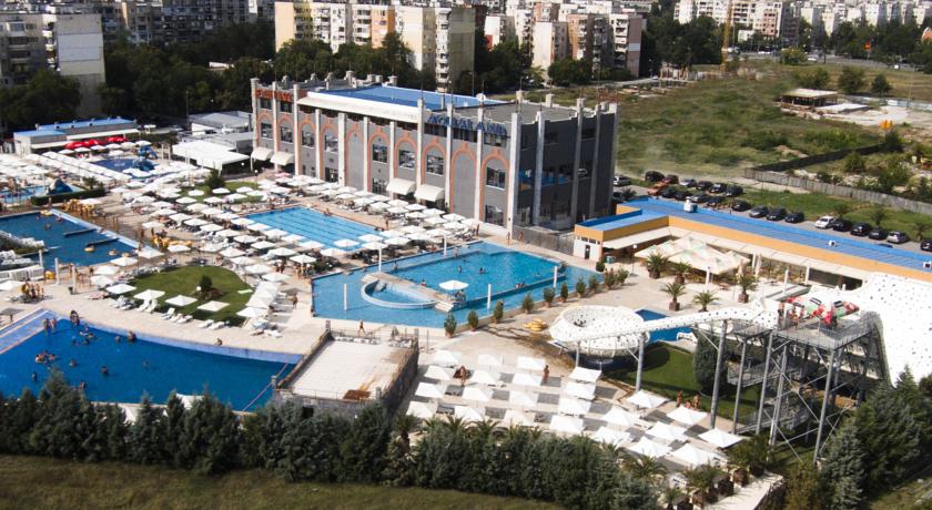 Фото 
Family Hotel Bohemi
