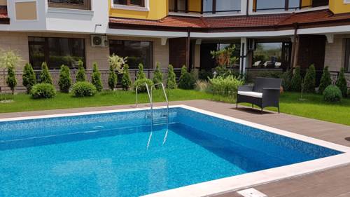 
Twins Palace ApartHotel
