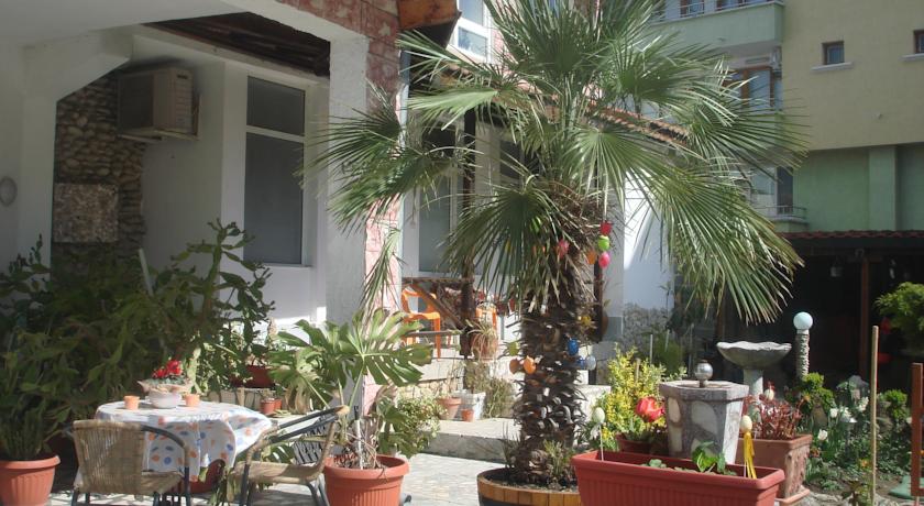 Фото 
PM Services Semiramida Apartments
