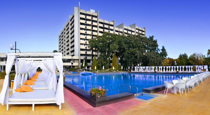 Фото 
Belmont Ski & Spa Hotel
