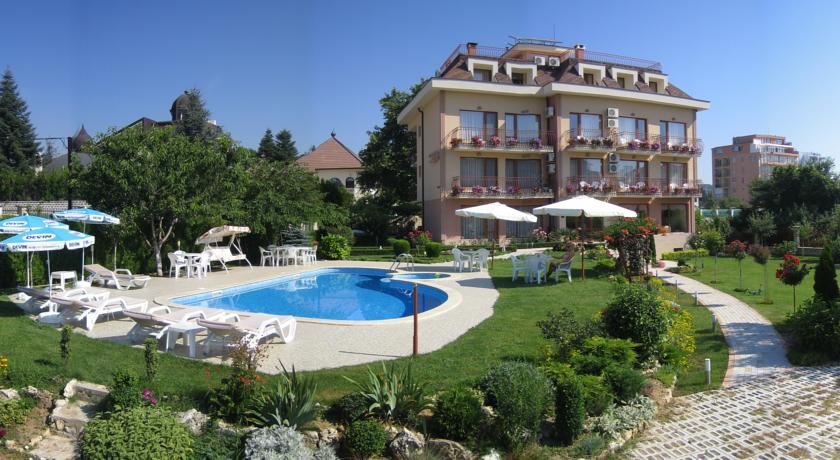 Фото 
Apartment Grand Monastery
