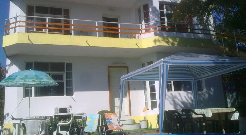 Фото 
Hotel Coop Rozhen
