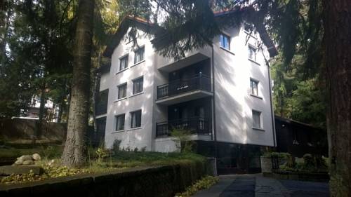 Фото 
Family Hotel Santana
