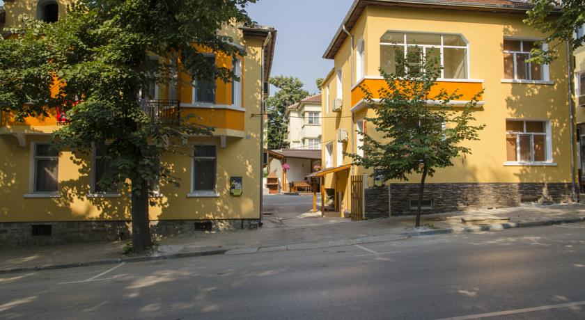 
Zarevata Guest House
