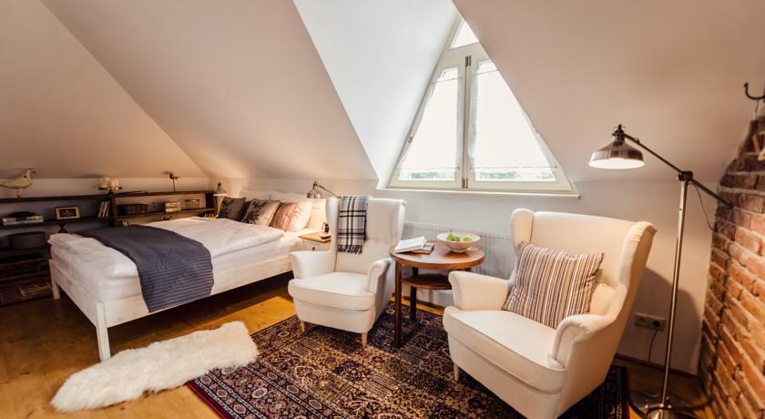 Фото 
Cap Ouest Beachfront Luxury 2 Bedroom Apartment
