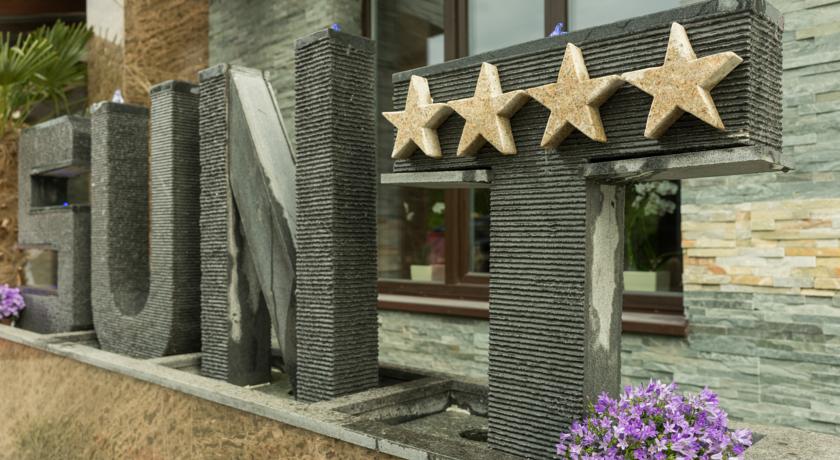 Фото 
Hôtel 20° SUD
