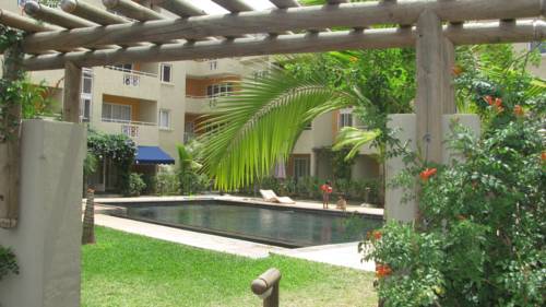 Фото 
Athena Villas by Evaco Holiday Resorts
