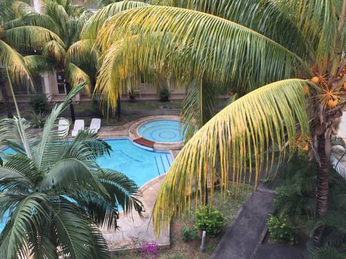 Фото 
Pereybere Penthouse
