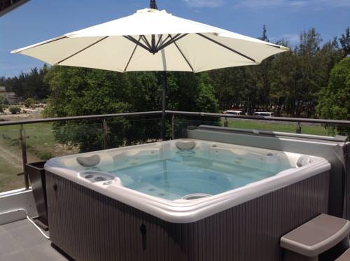 Фото 
Le Cardinal Exclusive Resort
