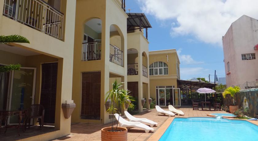 Фото 
Nishav Apartments
