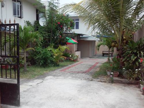 Фото 
Villa Palmistes Apartment
