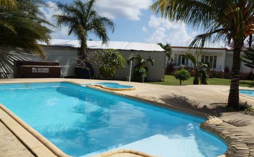 Фото 
Tropical Attitude
