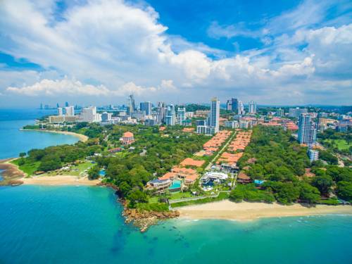 Private Beach Pool Villa Pattaya