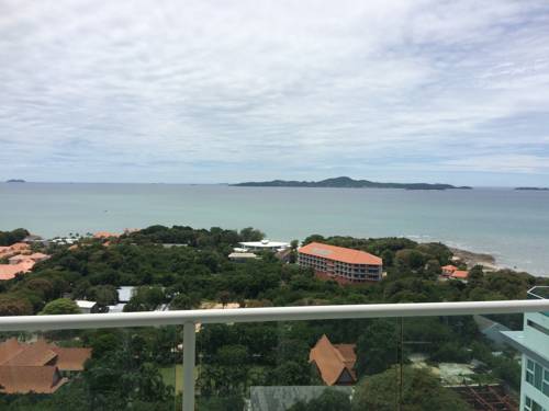 Фото 
The View Cozy Beach Apartment
