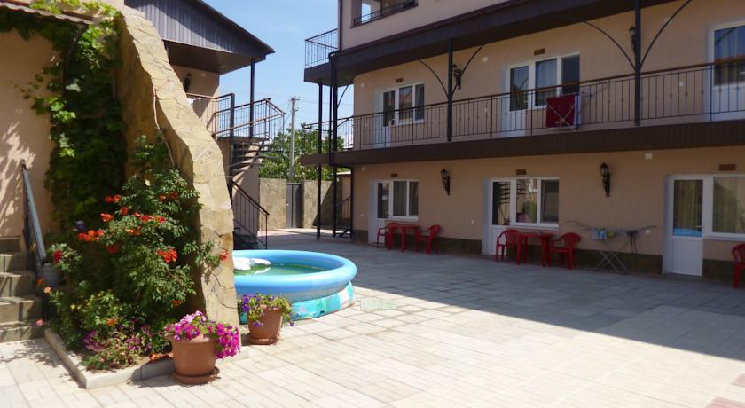 
Apartment Pavlenko 13
