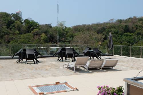 Pattaya Heights Condo
