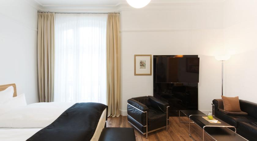
ArtHotel Connection
