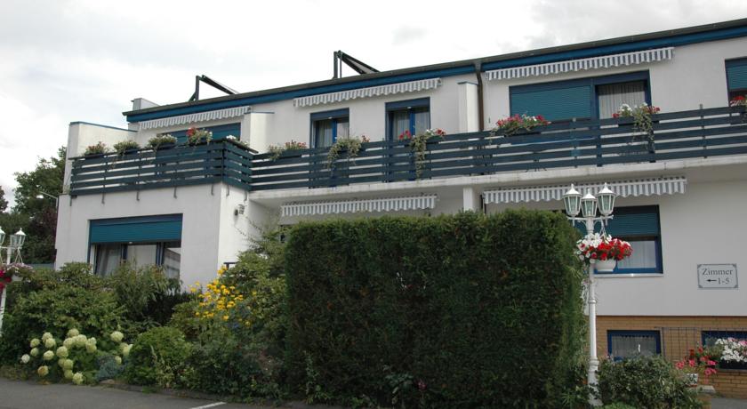 
Courtyard by Marriott Cologne
