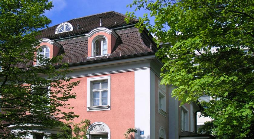 Фото 
Novum Hotel Eleazar City Center
