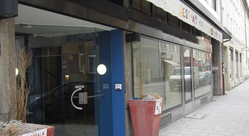 Фото 
Ramada Hotel Hamburg Bergedorf
