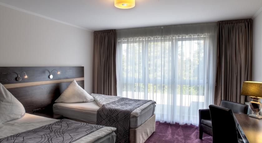 
Best Western Ambassador Hotel
