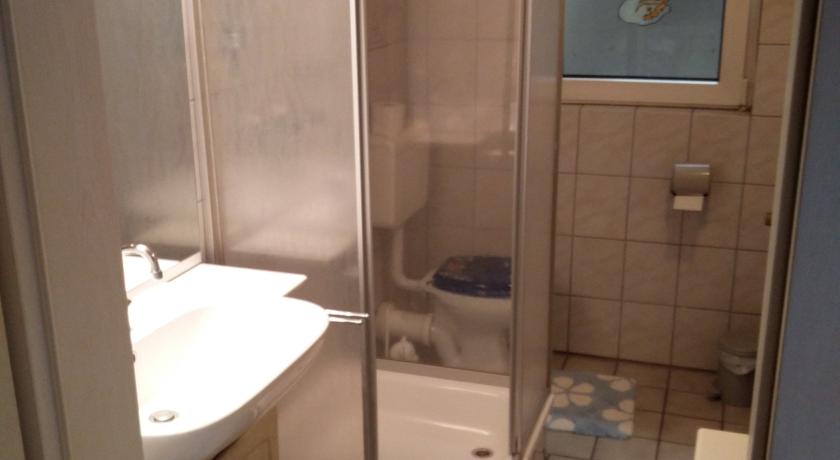 Фото 
EXPO Hotel Frankfurt
