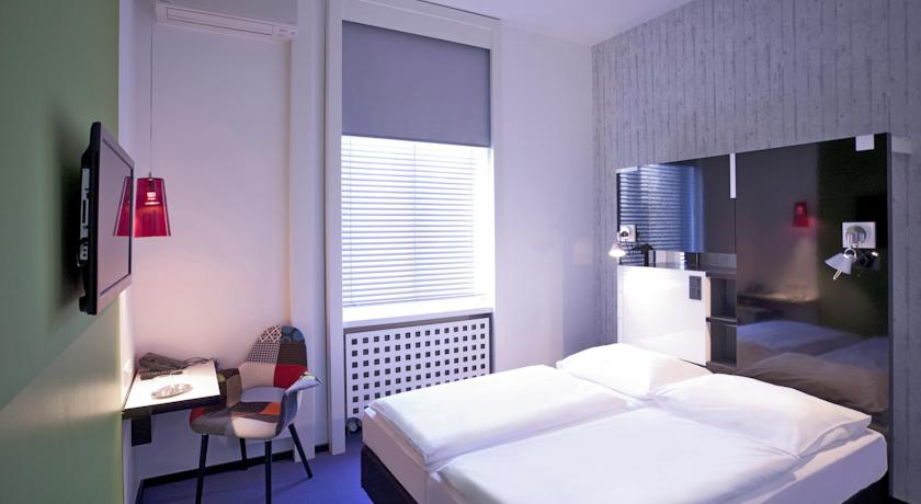 Фото 
Sopolitan Apartments
