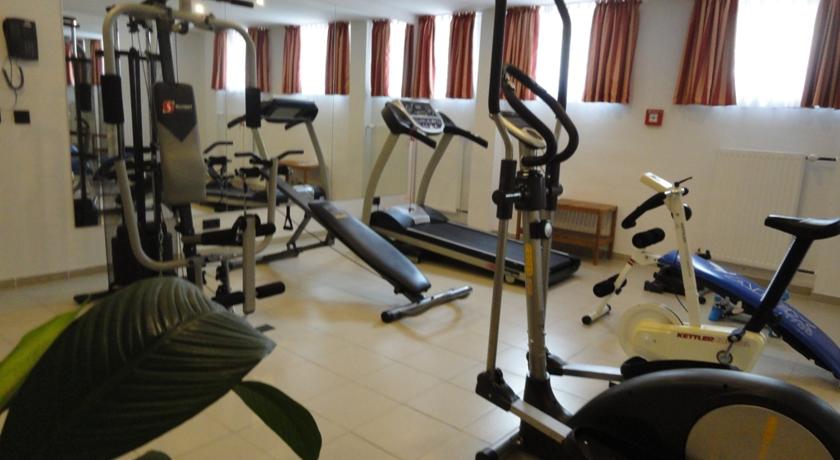 Фото 
B&B Hotel Frankfurt City-Ost
