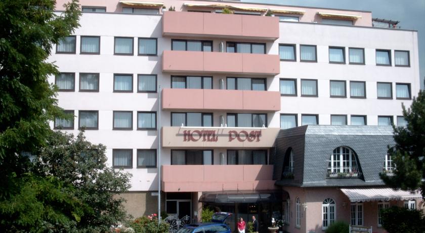 Фото 
B&B Hotel Frankfurt-West
